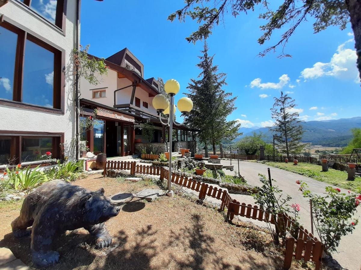 Hotel Orso Bianco Pescasseroli Eksteriør billede